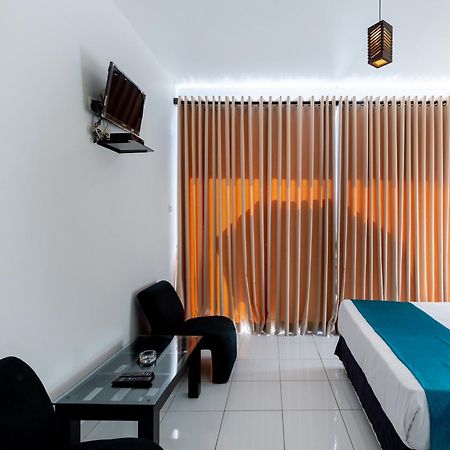Royal Mount Hotel Dehiwala-Mount Lavinia Exterior photo
