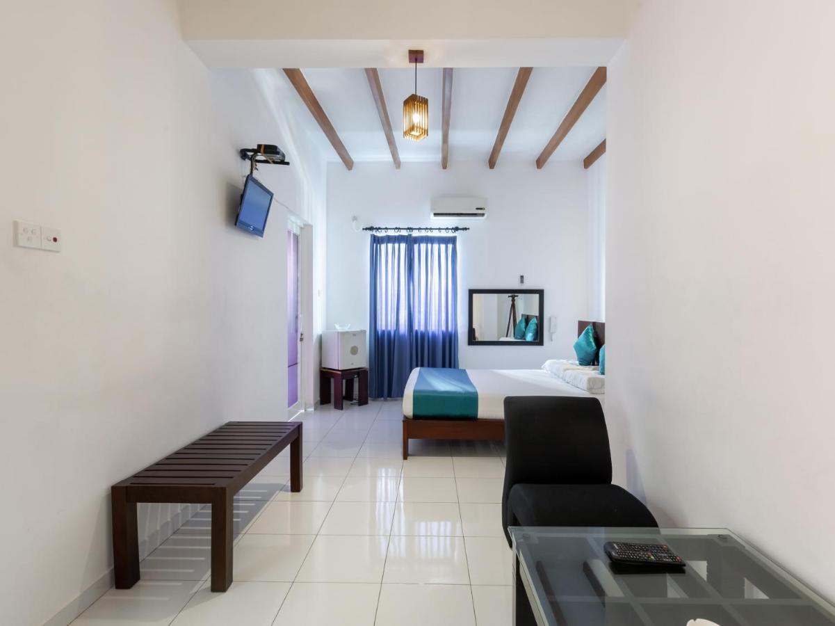 Royal Mount Hotel Dehiwala-Mount Lavinia Exterior photo