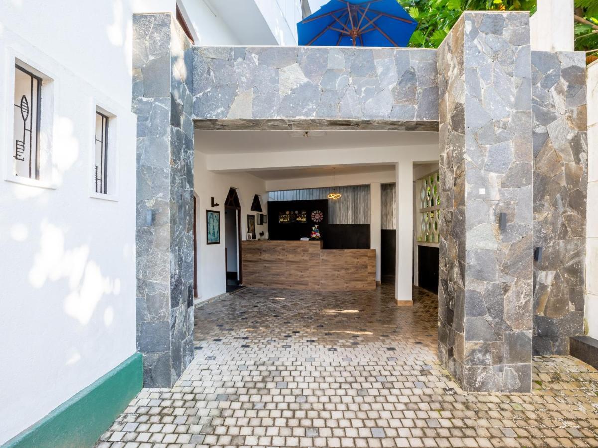 Royal Mount Hotel Dehiwala-Mount Lavinia Exterior photo