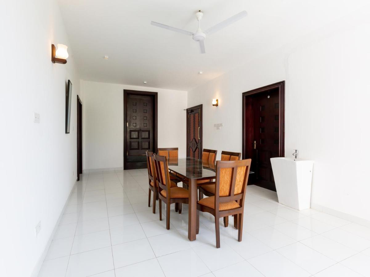 Royal Mount Hotel Dehiwala-Mount Lavinia Exterior photo